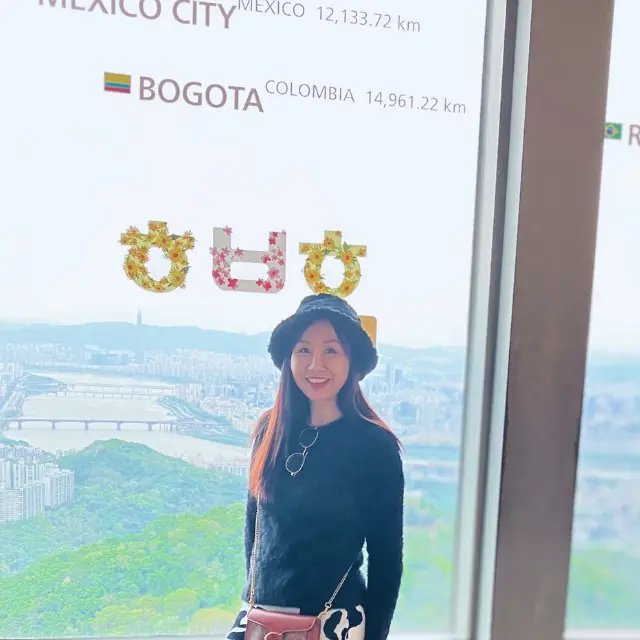 THANTHITIYA RIANLAHONG (ครูนิกี้) ผู้ก่อตั้ง KRUNIKI